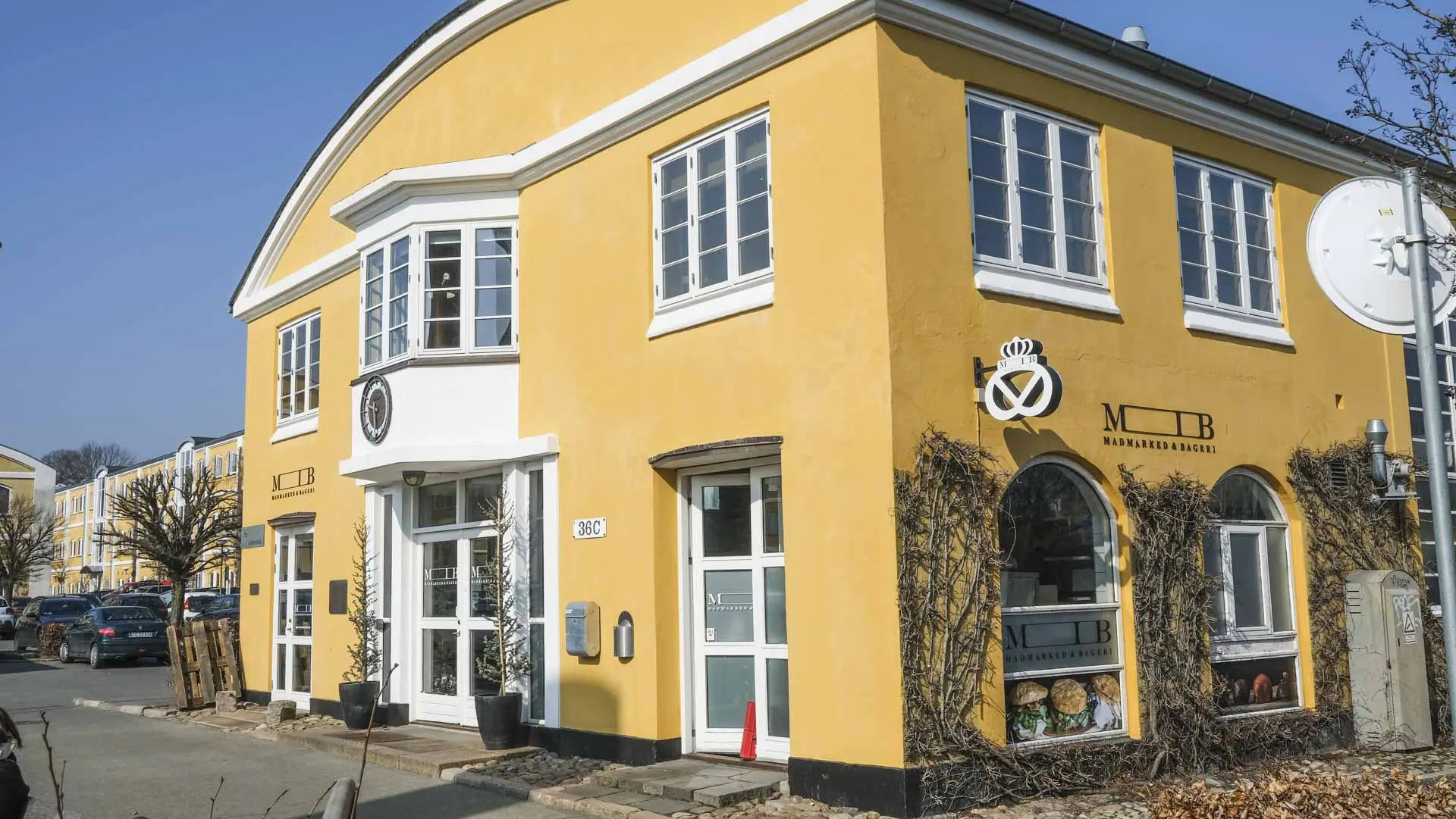 MIB-frichsparken-udefra.jpg
